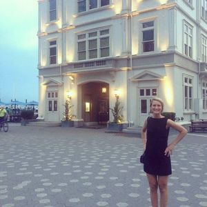 Meet your Posher, Catherine